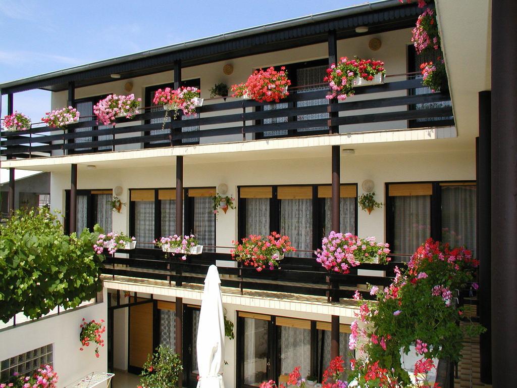Rooms Vila Mautner 보디체 외부 사진